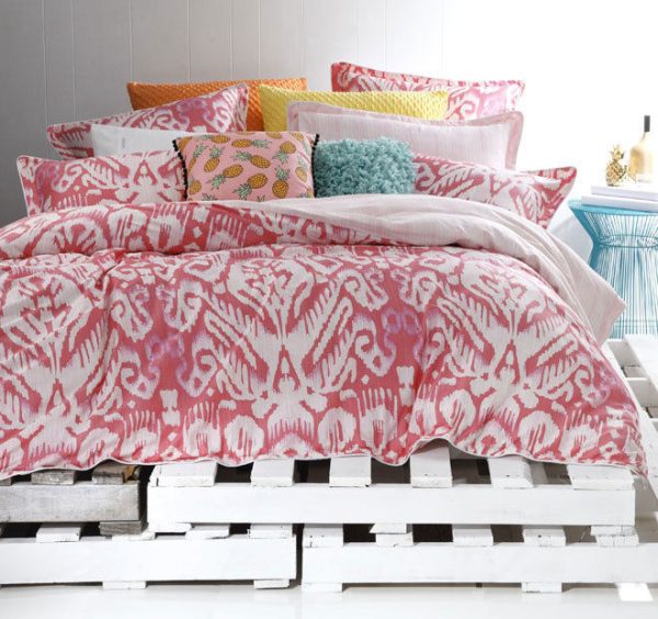 Java Watermelon Quilt Cover Set by Logan and Mason For Sale