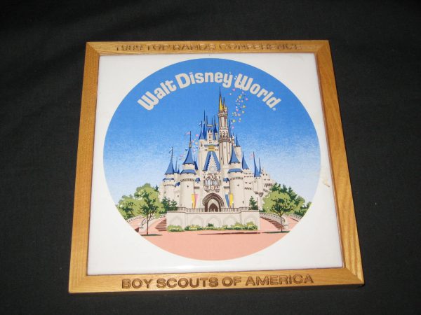 1989 Top Hands Conference Walt Disney World Ceramic Tile & Wooden Hat Plate Cheap